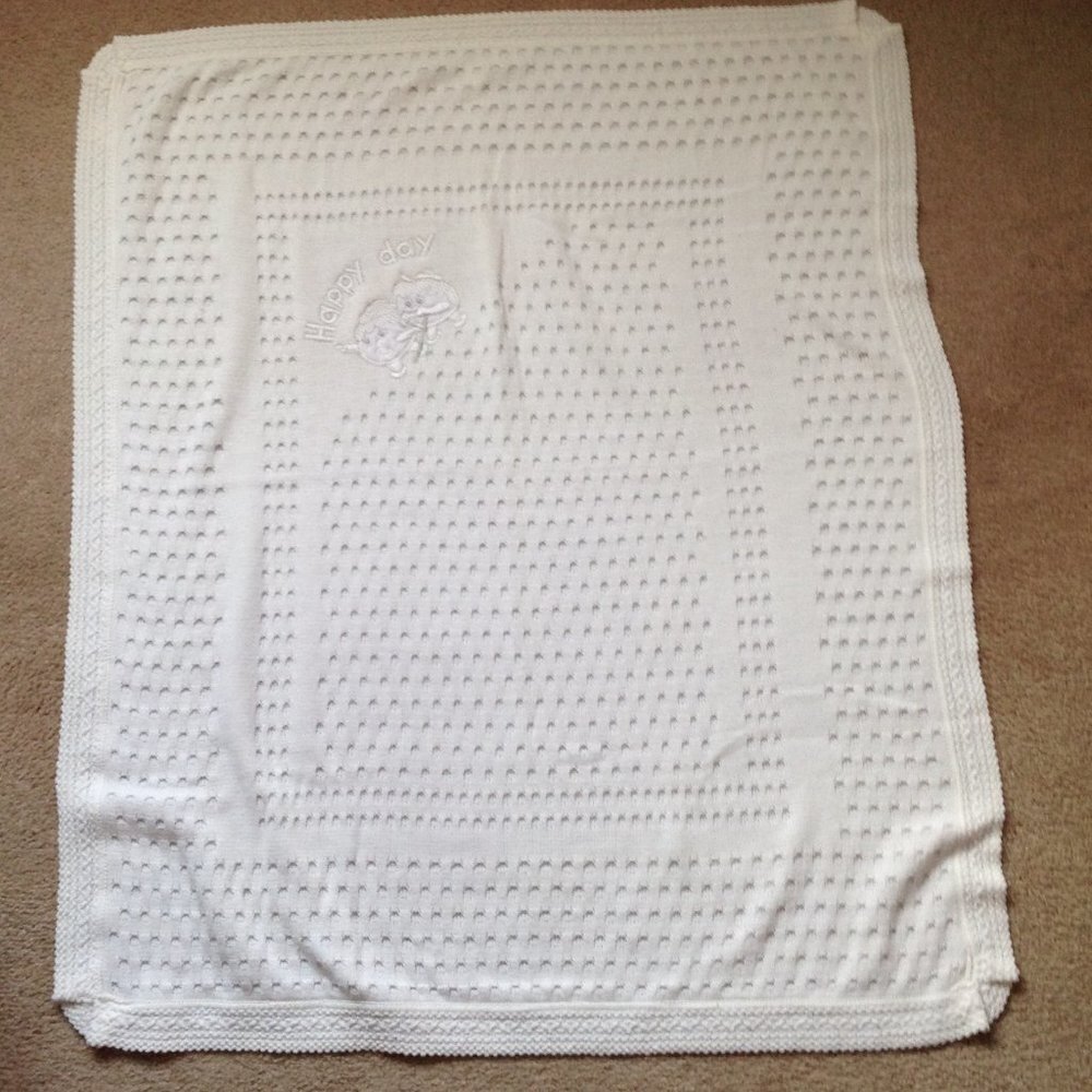 White Baby Boy Girl Receiving Blanket Christening Shower Gift Bedding - Picture 4 of 5